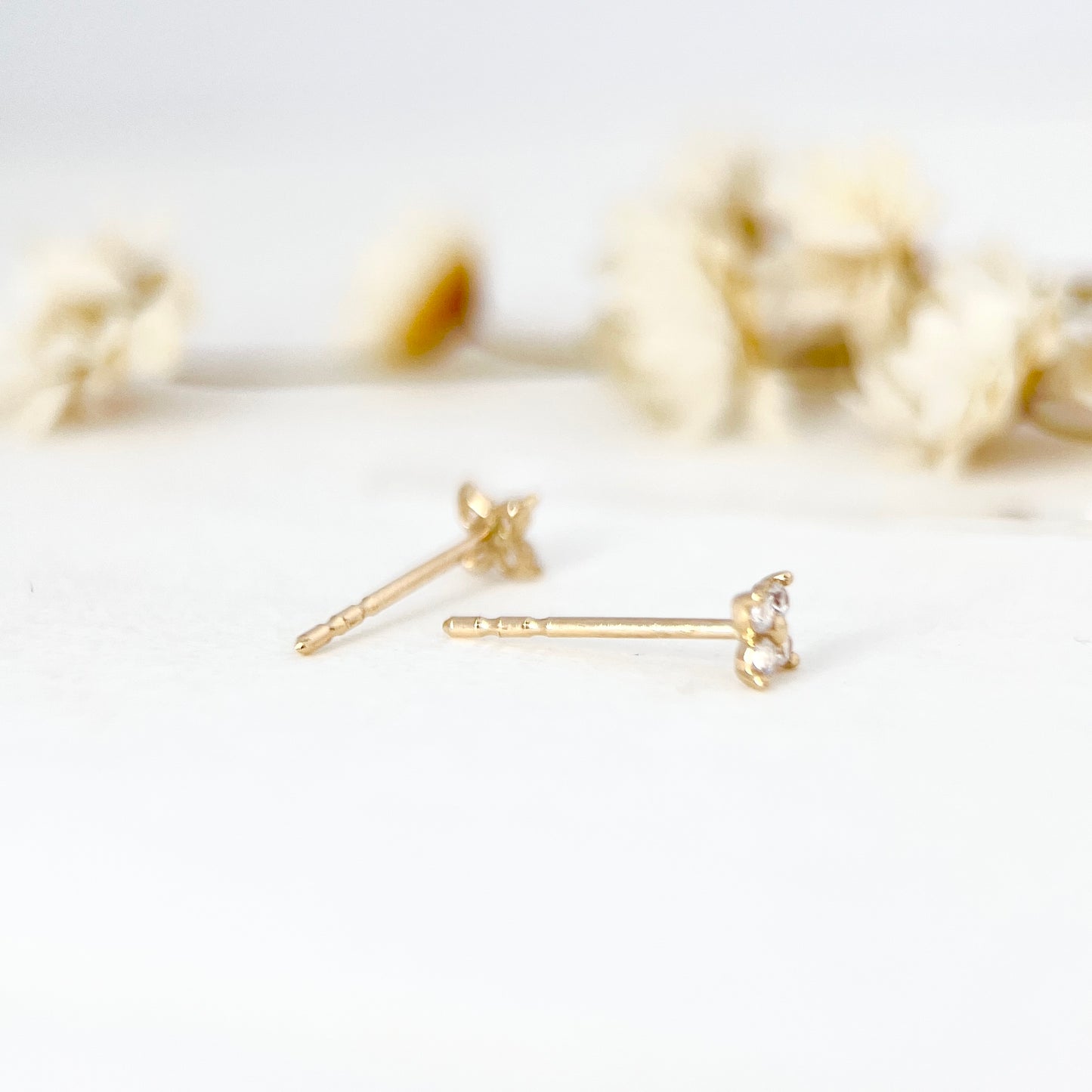 14K Solid Gold Tiny Flower Stud Earrings