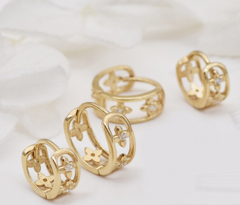 10K Solid Gold flower huggie earrings, Solid Gold Clover hoop earrings