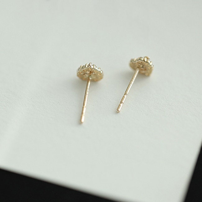 14K Solid Gold Dainty Earrings, Gold Butterfly Delicate Stud Earrings, 14K real Gold Earrings, gift for her, Thanksgiving gift
