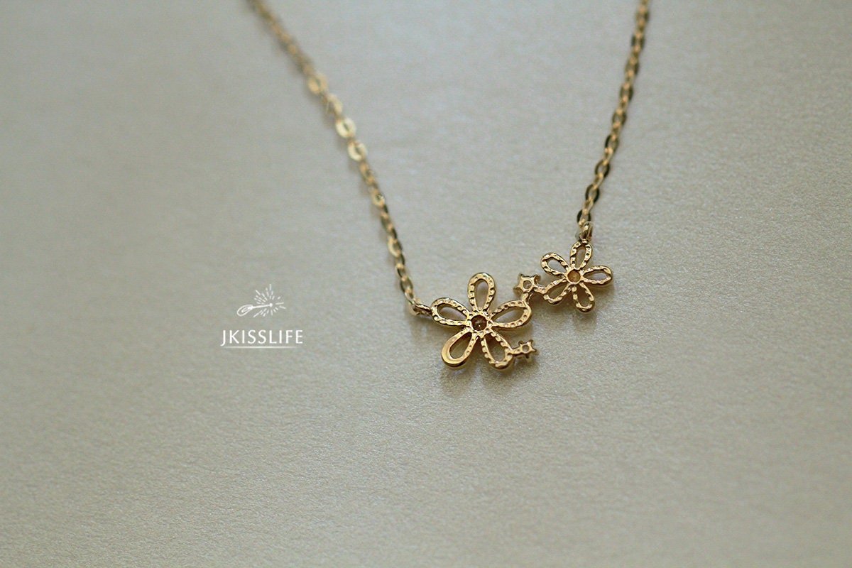 14K Solid Gold Small Flowers Necklace