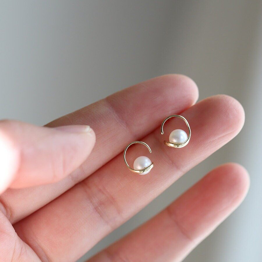 14k Solid Gold Half-circle Shaped Natural Pearl Stud Earrings